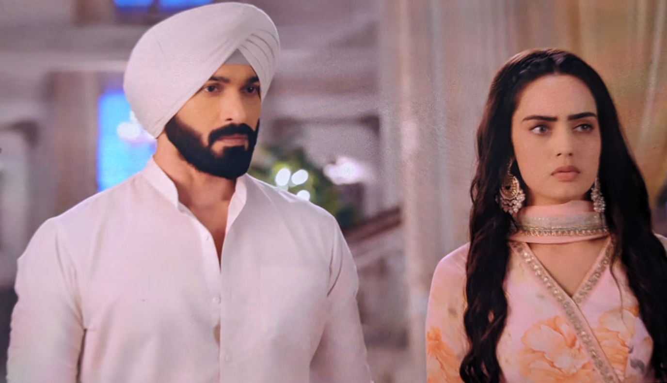 Sahiba and Angad in trouble